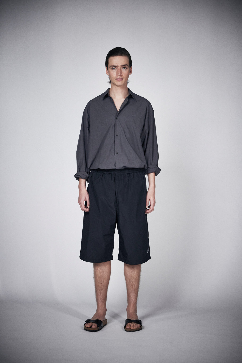 Memory Taffeta Loose Short Pants